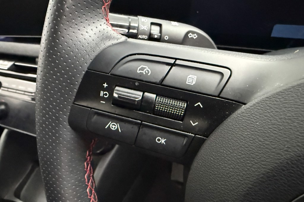 Hyundai Tucson N Line Manual Petrol SUV - Stock Number (1547577) - 3rd supplementary image