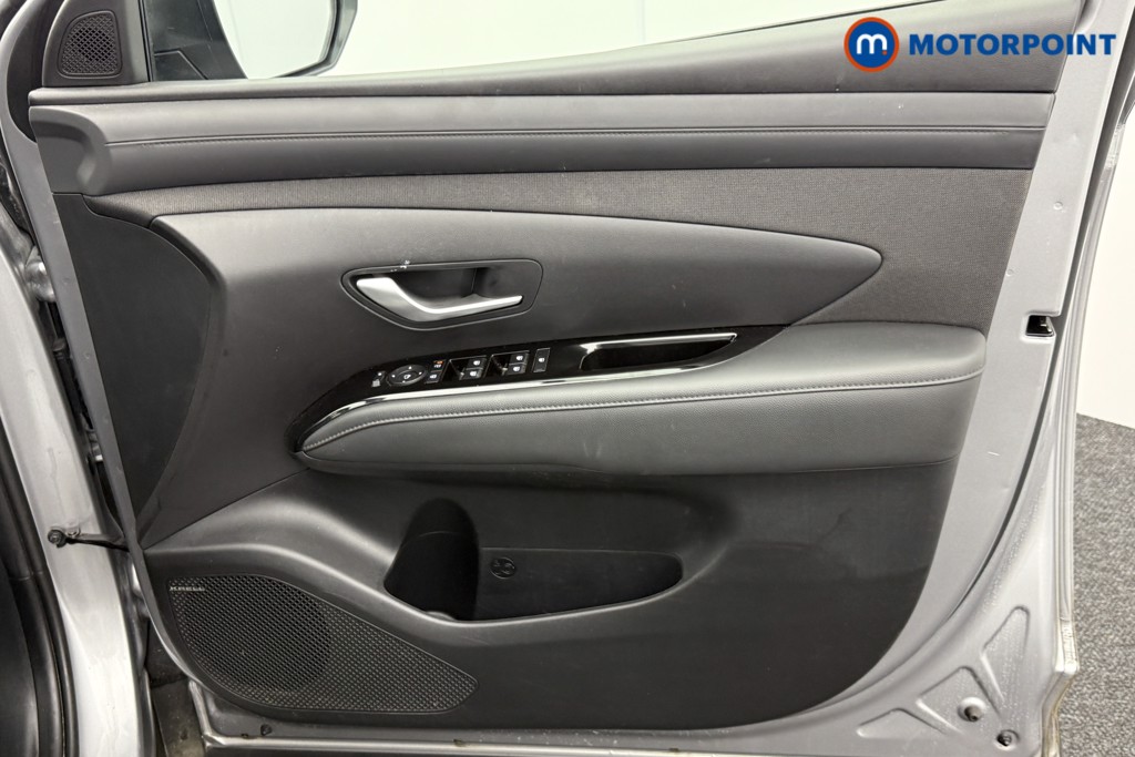 Hyundai Tucson Premium Manual Petrol SUV - Stock Number (1547599) - 17th supplementary image