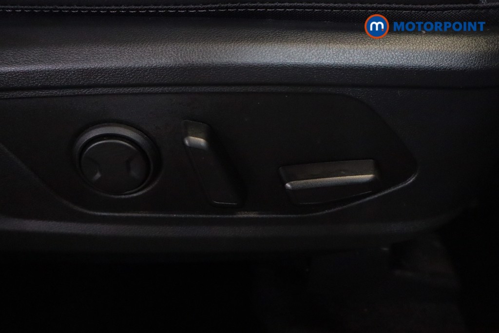Hyundai Tucson Ultimate Automatic Petrol-Electric Hybrid SUV - Stock Number (1547610) - 7th supplementary image