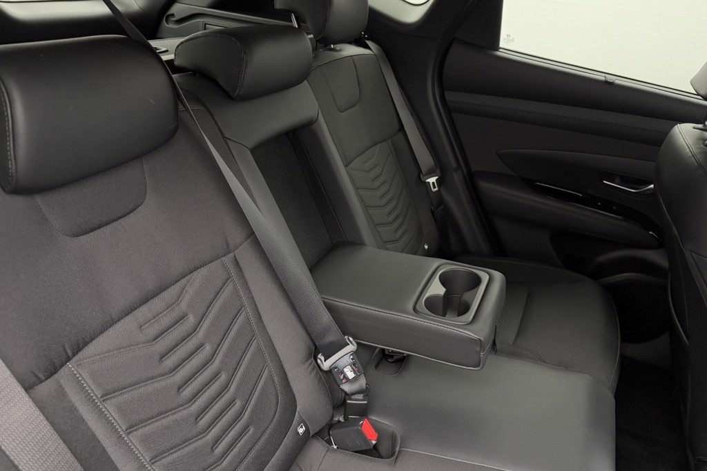 Hyundai Tucson Premium Manual Petrol SUV - Stock Number (1547615) - 20th supplementary image