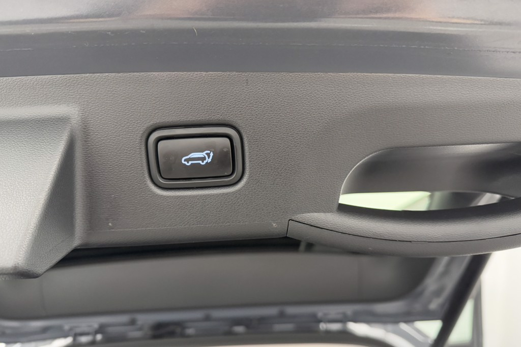 Hyundai Tucson Premium Manual Petrol SUV - Stock Number (1547615) - 23rd supplementary image