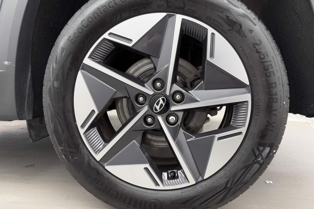 Hyundai Tucson Premium Manual Petrol SUV - Stock Number (1547615) - 25th supplementary image