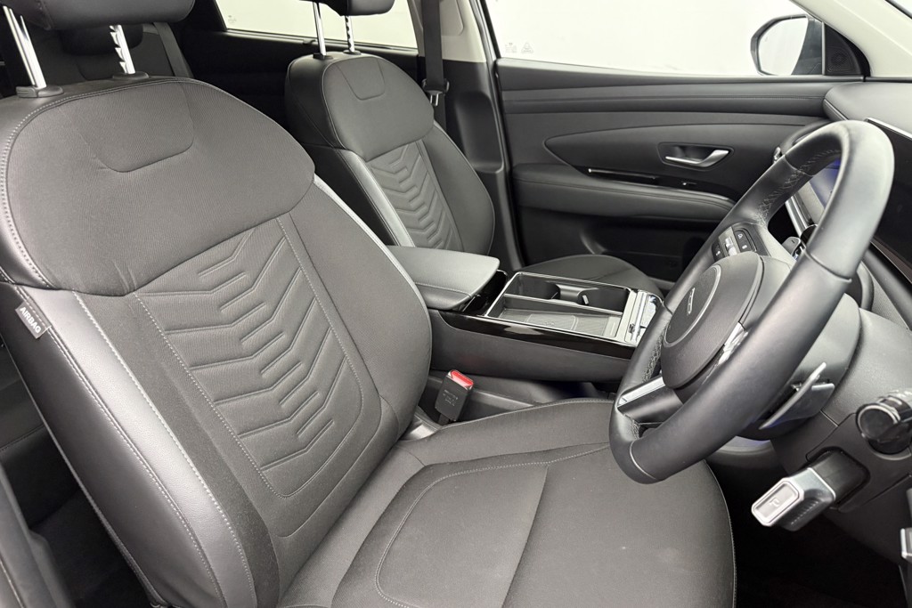 Hyundai Tucson Premium Automatic Petrol Plug-In Hybrid SUV - Stock Number (1547640) - 22nd supplementary image