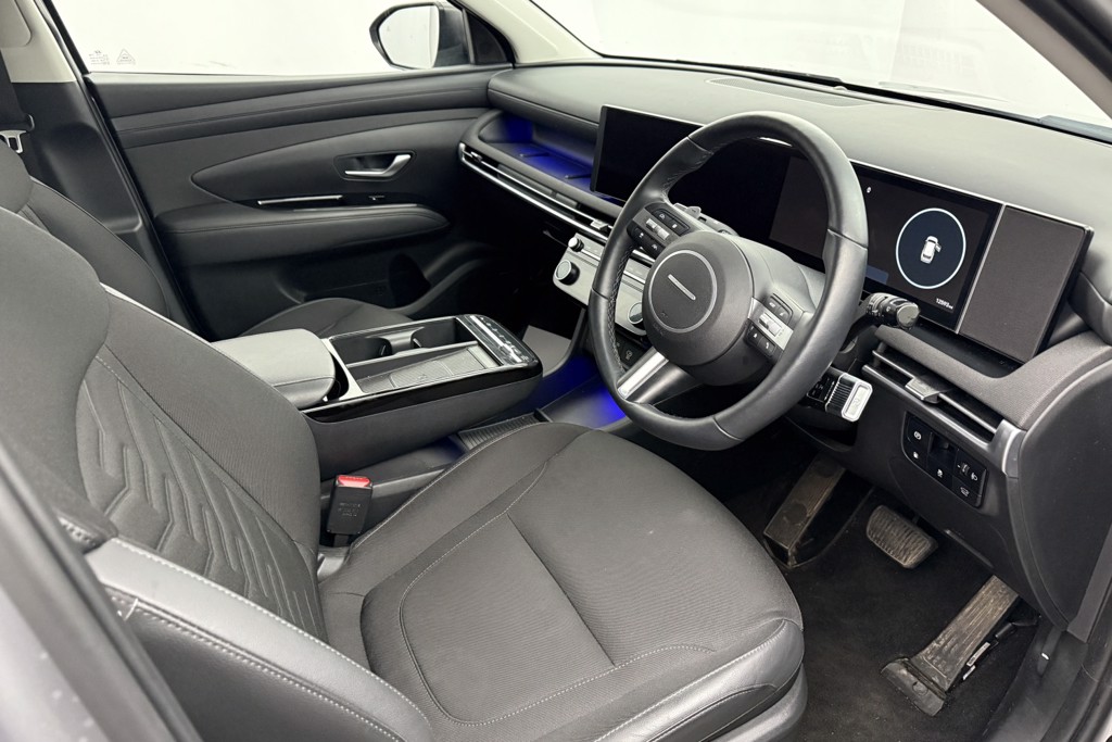 Hyundai Tucson Premium Automatic Petrol Plug-In Hybrid SUV - Stock Number (1547640) - 1st supplementary image