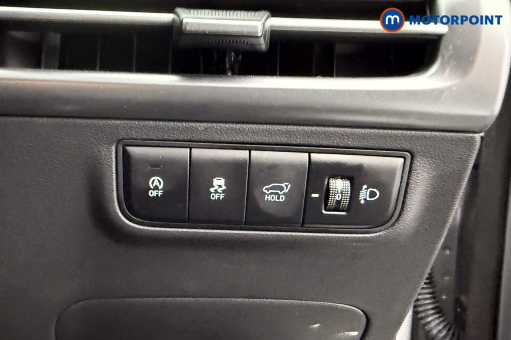 Hyundai Tucson Premium Manual Petrol SUV - Stock Number (1547677) - 13th supplementary image
