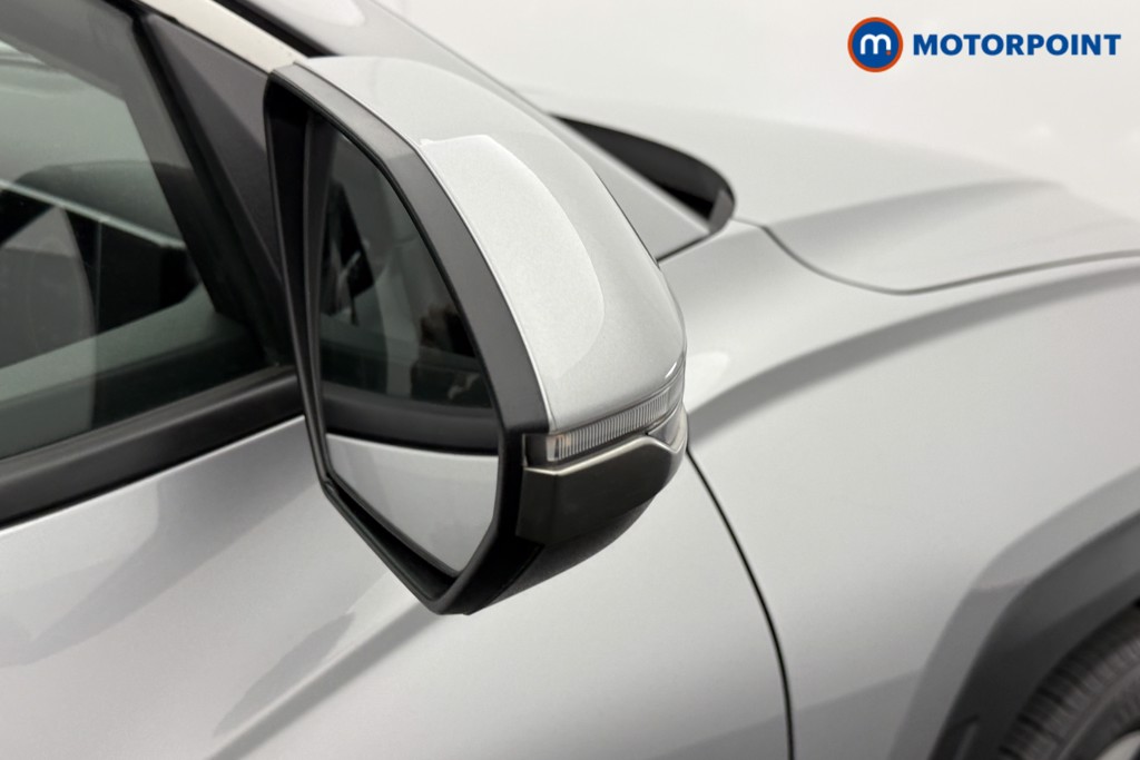 Hyundai Tucson Premium Manual Petrol SUV - Stock Number (1547677) - 17th supplementary image