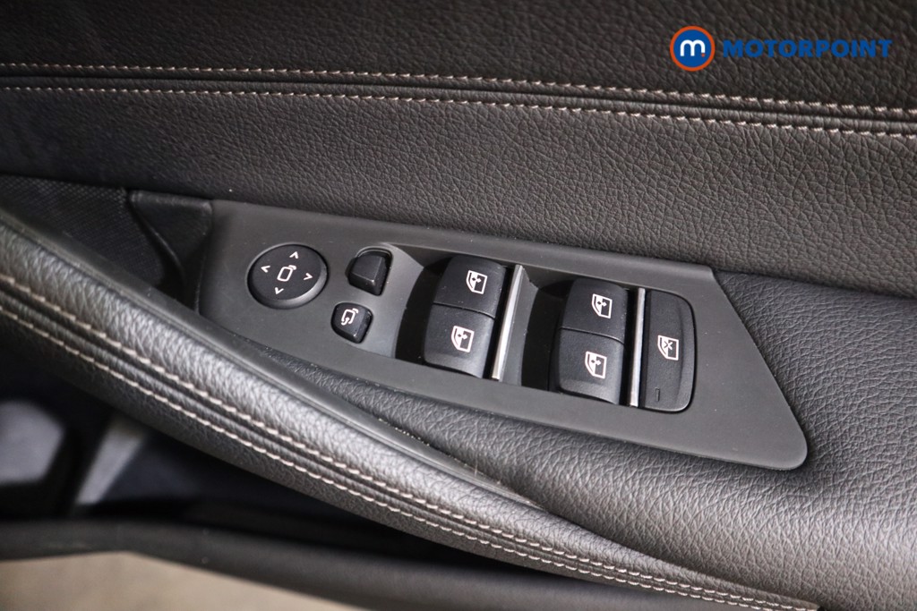 BMW 5 Series M Sport Automatic Petrol Plug-In Hybrid Estate - Stock Number (1547723) - 12th supplementary image