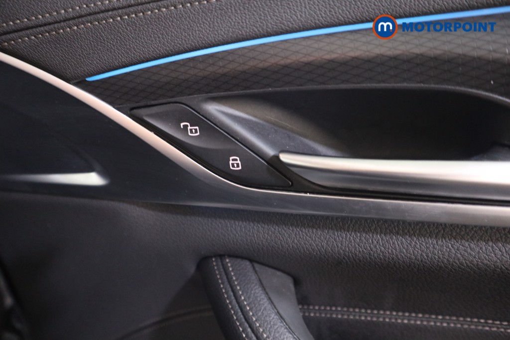 BMW 5 Series M Sport Automatic Petrol Plug-In Hybrid Estate - Stock Number (1547723) - 13th supplementary image
