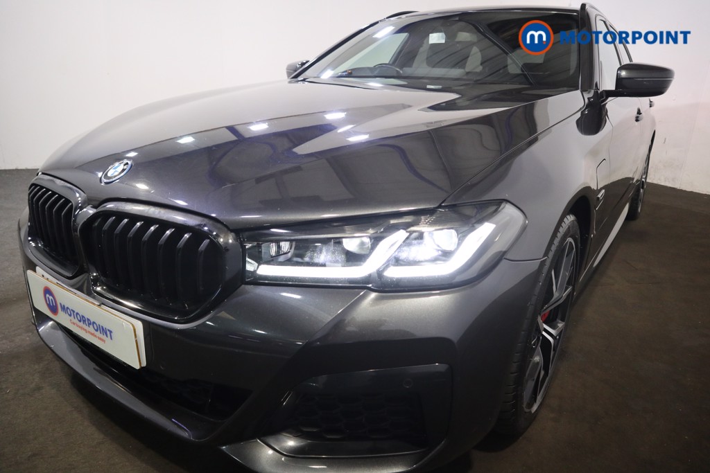 BMW 5 Series M Sport Automatic Petrol Plug-In Hybrid Estate - Stock Number (1547723) - 29th supplementary image
