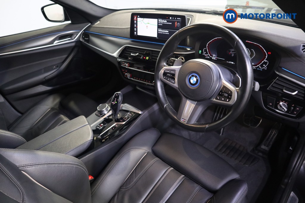 BMW 5 Series M Sport Automatic Petrol Plug-In Hybrid Estate - Stock Number (1547723) - 1st supplementary image