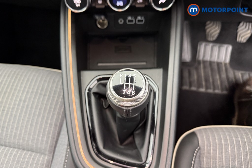Renault Clio Techno Manual Petrol Hatchback - Stock Number (1547776) - 11th supplementary image