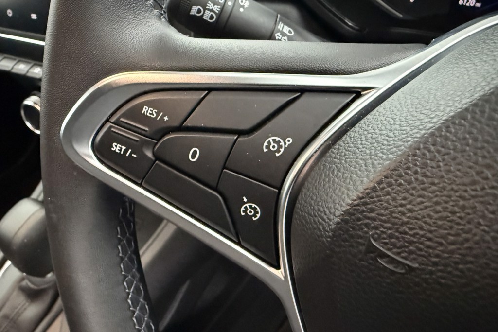 Renault Captur Techno Automatic Petrol-Electric Hybrid SUV - Stock Number (1548008) - 4th supplementary image