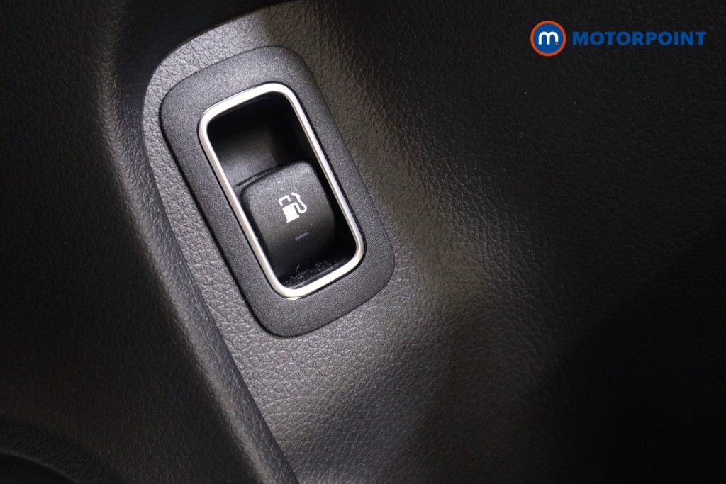 Mercedes-Benz CLA Amg Line Automatic Petrol Plug-In Hybrid Coupe - Stock Number (1548094) - 10th supplementary image