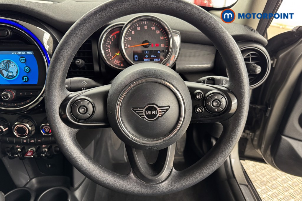 Mini Hatchback Cooper Classic Manual Petrol Hatchback - Stock Number (1548148) - 6th supplementary image