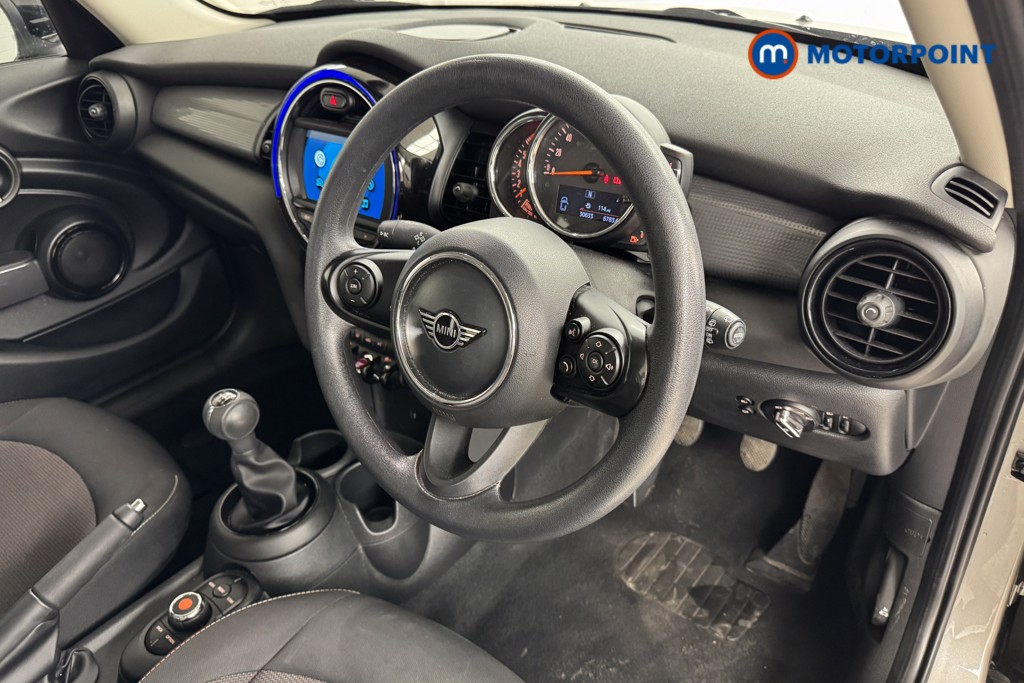 Mini Hatchback Cooper Classic Manual Petrol Hatchback - Stock Number (1548148) - 7th supplementary image