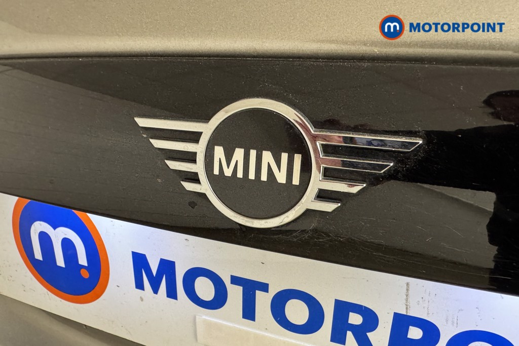 Mini Hatchback Cooper Classic Manual Petrol Hatchback - Stock Number (1548148) - 20th supplementary image