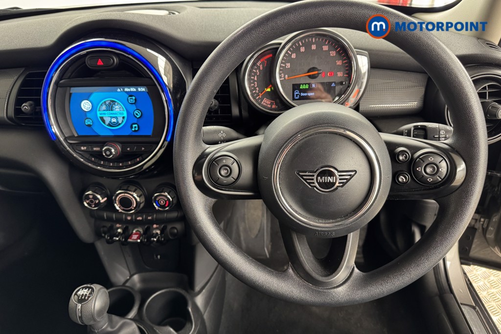 Mini Hatchback Cooper Classic Manual Petrol Hatchback - Stock Number (1548148) - 1st supplementary image