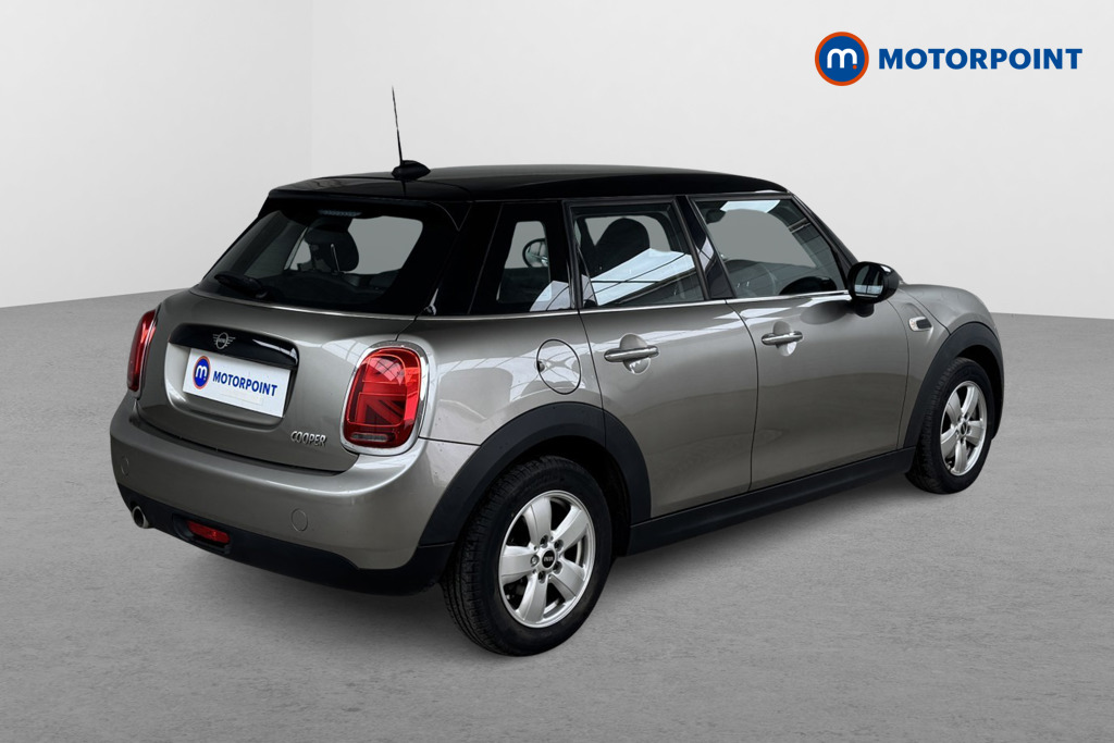 Mini Hatchback Cooper Classic Manual Petrol Hatchback - Stock Number (1548148) - Drivers side rear corner