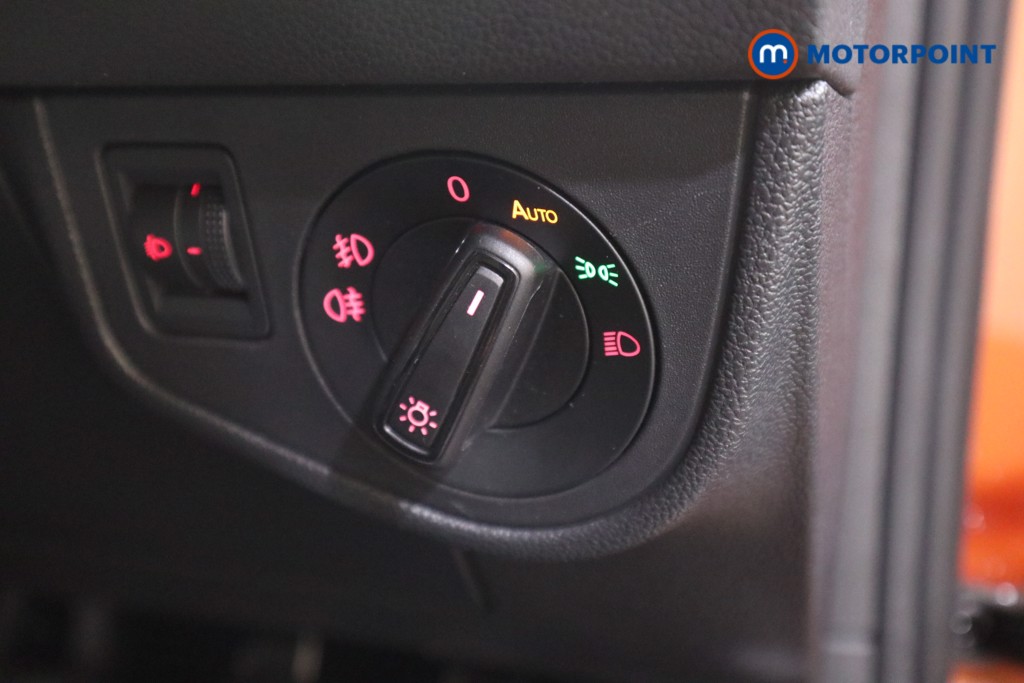 Volkswagen Polo R-Line Manual Petrol Hatchback - Stock Number (1548240) - 10th supplementary image