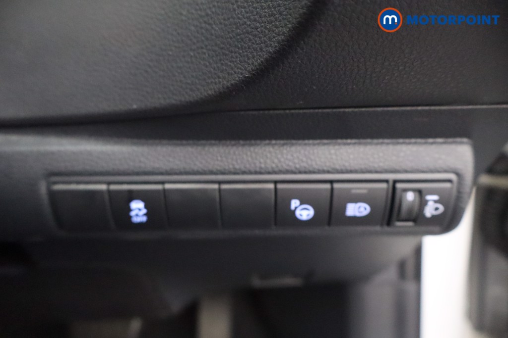 Toyota Corolla Design Automatic Petrol-Electric Hybrid Estate - Stock Number (1548438) - 12th supplementary image
