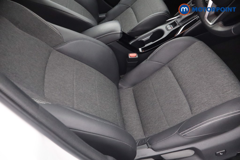 Toyota Corolla Design Automatic Petrol-Electric Hybrid Estate - Stock Number (1548438) - 13th supplementary image