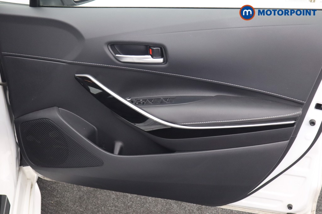 Toyota Corolla Design Automatic Petrol-Electric Hybrid Estate - Stock Number (1548438) - 15th supplementary image