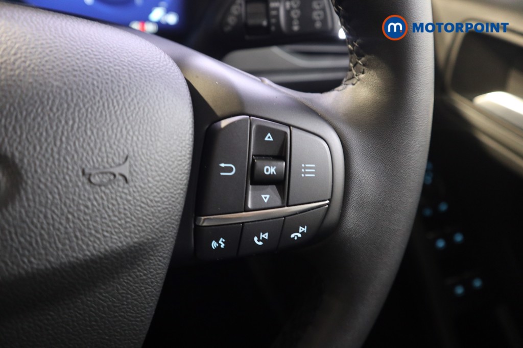 Ford Focus Titanium X Edition Manual Petrol-Electric Hybrid Hatchback - Stock Number (1548479) - 4th supplementary image