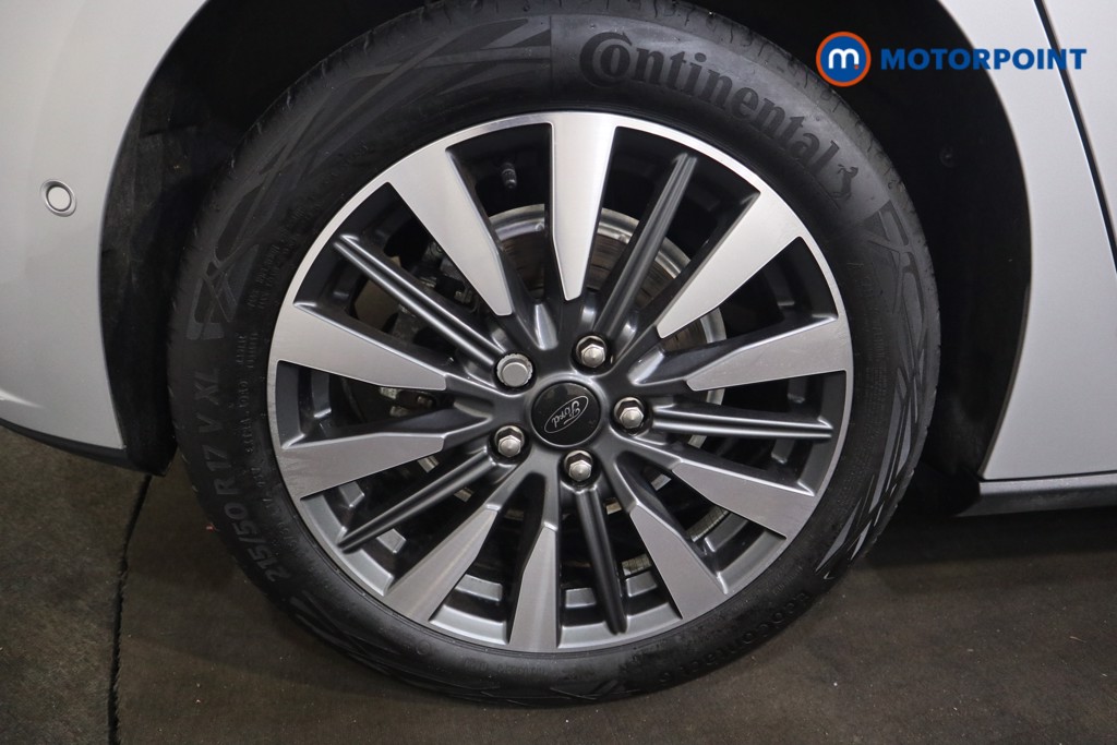 Ford Focus Titanium X Edition Manual Petrol-Electric Hybrid Hatchback - Stock Number (1548479) - 15th supplementary image
