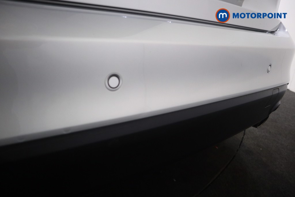 Ford Focus Titanium X Edition Manual Petrol-Electric Hybrid Hatchback - Stock Number (1548479) - 19th supplementary image