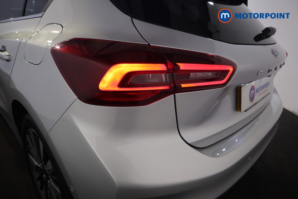 Ford Focus Titanium X Edition Manual Petrol-Electric Hybrid Hatchback - Stock Number (1548479) - 21st supplementary image