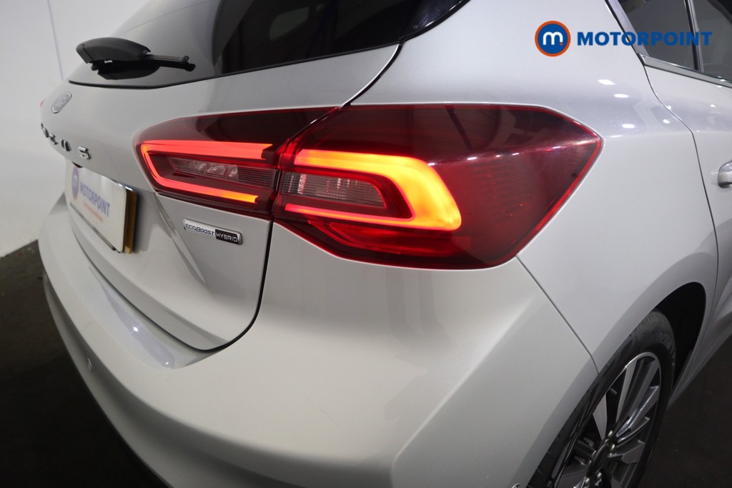 Ford Focus Titanium X Edition Manual Petrol-Electric Hybrid Hatchback - Stock Number (1548479) - 22nd supplementary image