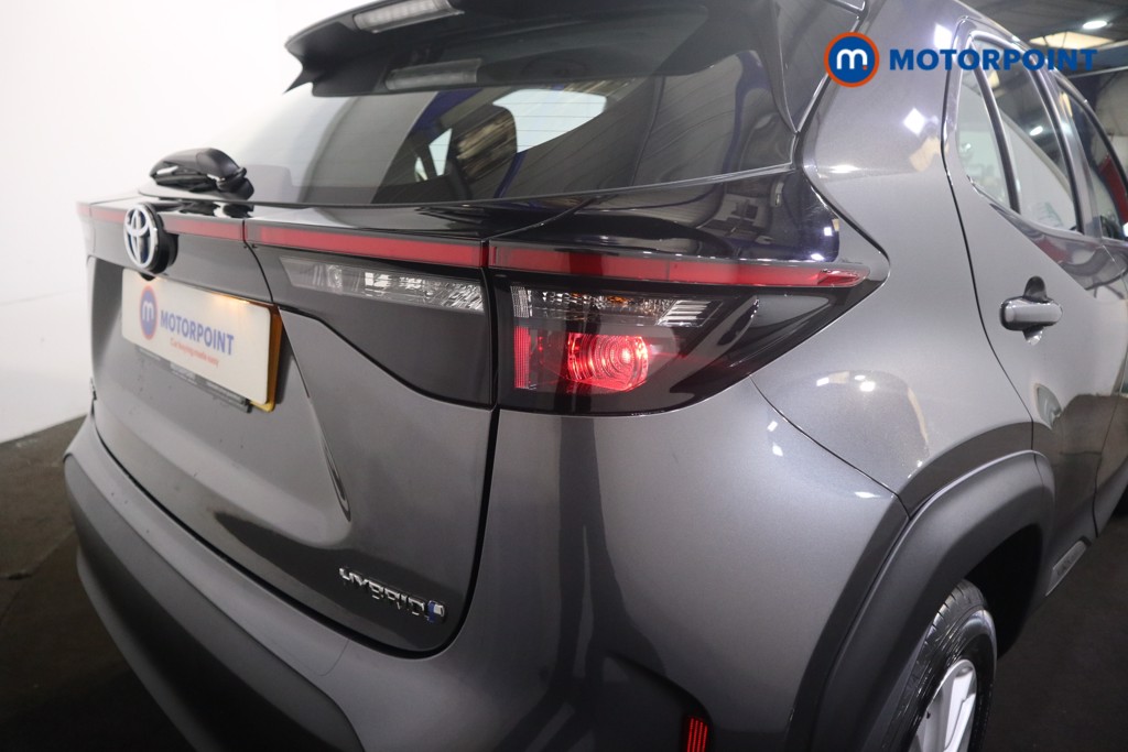 Toyota Yaris Cross Icon Automatic Petrol-Electric Hybrid Estate - Stock Number (1548495) - 19th supplementary image