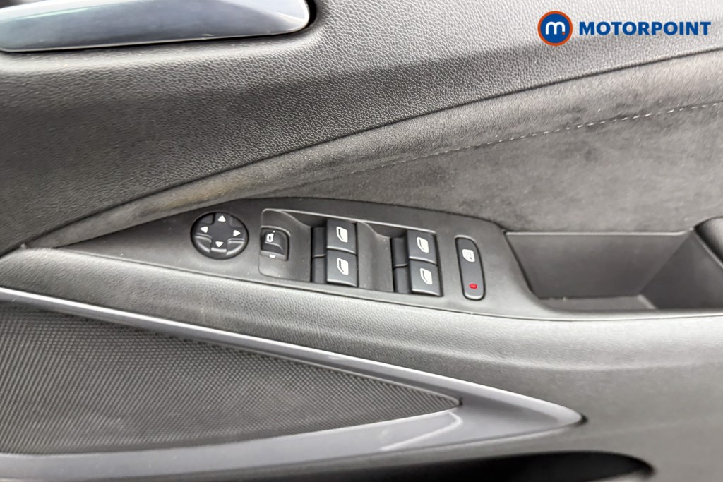 Vauxhall Crossland Ultimate Manual Petrol SUV - Stock Number (1548919) - 16th supplementary image