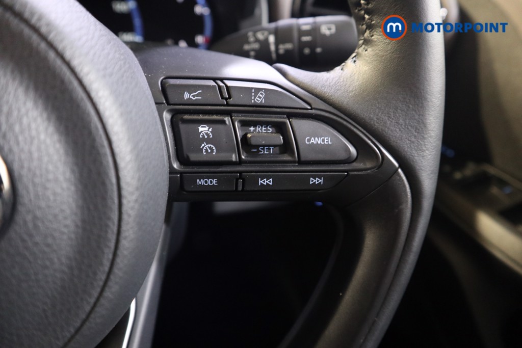 Toyota Yaris Cross Excel Automatic Petrol-Electric Hybrid Estate - Stock Number (1548976) - 4th supplementary image