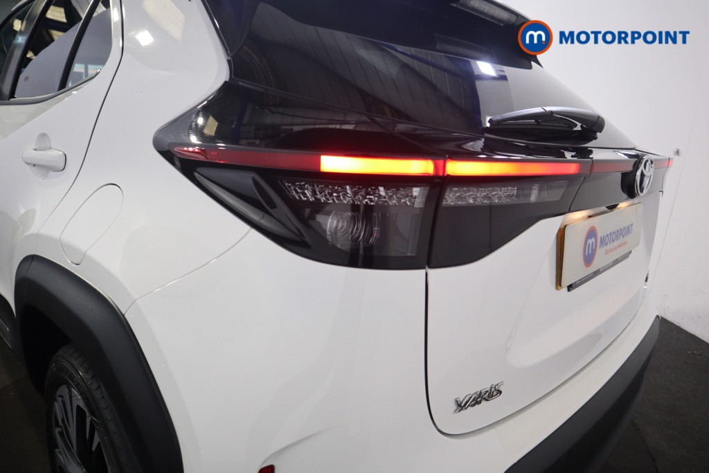 Toyota Yaris Cross Excel Automatic Petrol-Electric Hybrid Estate - Stock Number (1548976) - 20th supplementary image