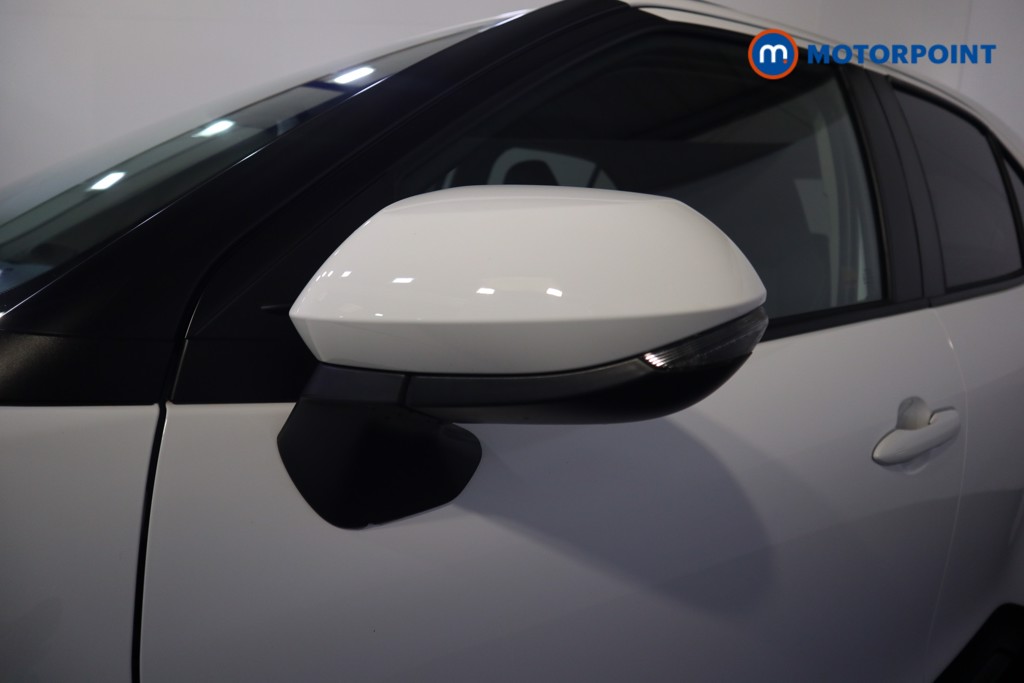 Toyota Yaris Cross Excel Automatic Petrol-Electric Hybrid Estate - Stock Number (1548976) - 23rd supplementary image