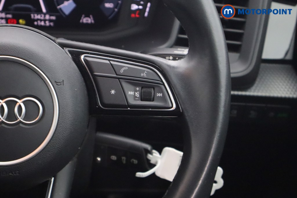 Audi A1 Technik Manual Petrol Hatchback - Stock Number (1549001) - 5th supplementary image