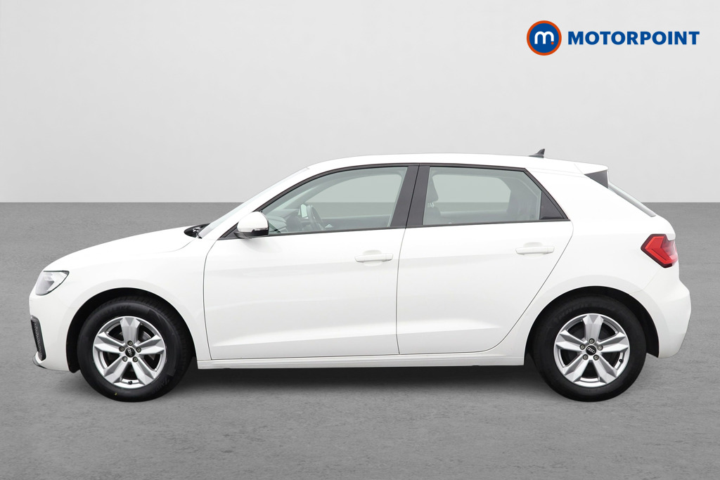 Audi A1 Technik Manual Petrol Hatchback - Stock Number (1549001) - Passenger side