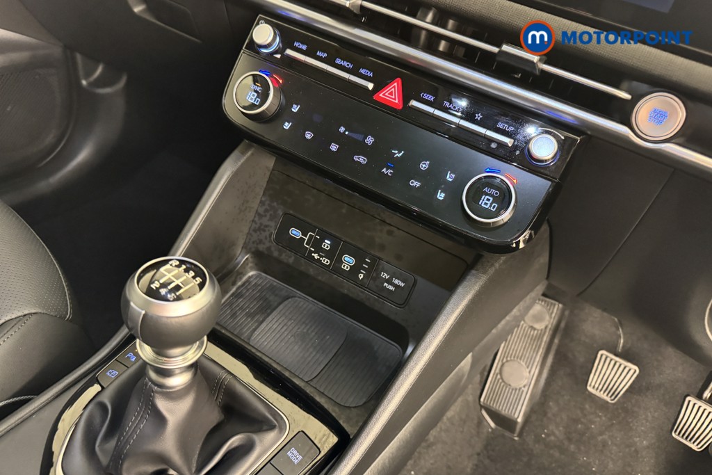 Hyundai Tucson Ultimate Manual Petrol SUV - Stock Number (1549042) - 11th supplementary image