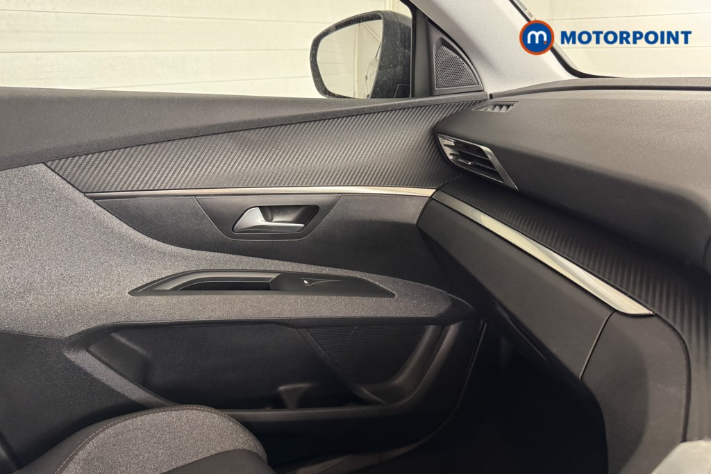 Peugeot 5008 Active Premium Manual Diesel SUV - Stock Number (1549062) - 12th supplementary image