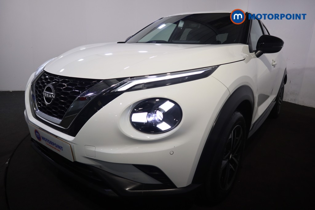Nissan Juke N-Connecta Automatic Petrol SUV - Stock Number (1549107) - 24th supplementary image