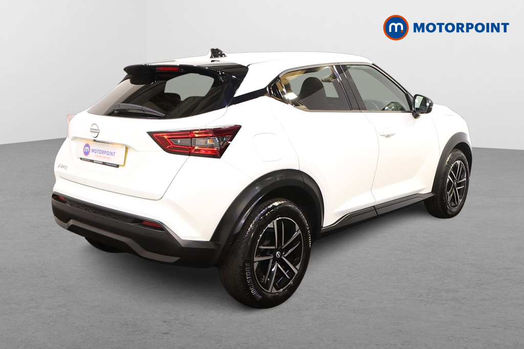 Nissan Juke N-Connecta Automatic Petrol SUV - Stock Number (1549107) - Drivers side rear corner