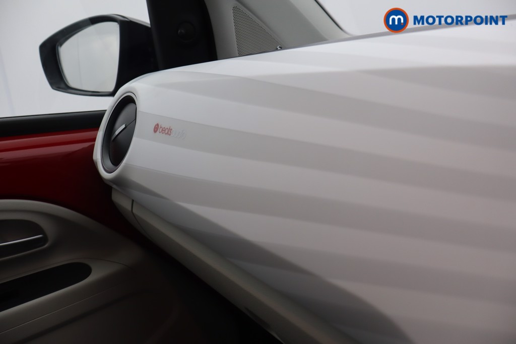 Volkswagen UP Up Beats Automatic Petrol Hatchback - Stock Number (1549189) - 9th supplementary image