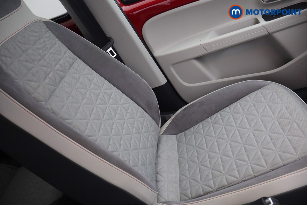 Volkswagen UP Up Beats Automatic Petrol Hatchback - Stock Number (1549189) - 13th supplementary image
