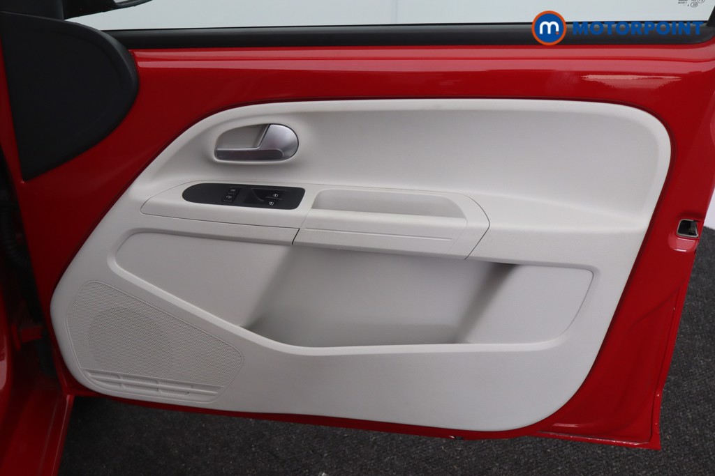 Volkswagen UP Up Beats Automatic Petrol Hatchback - Stock Number (1549189) - 15th supplementary image