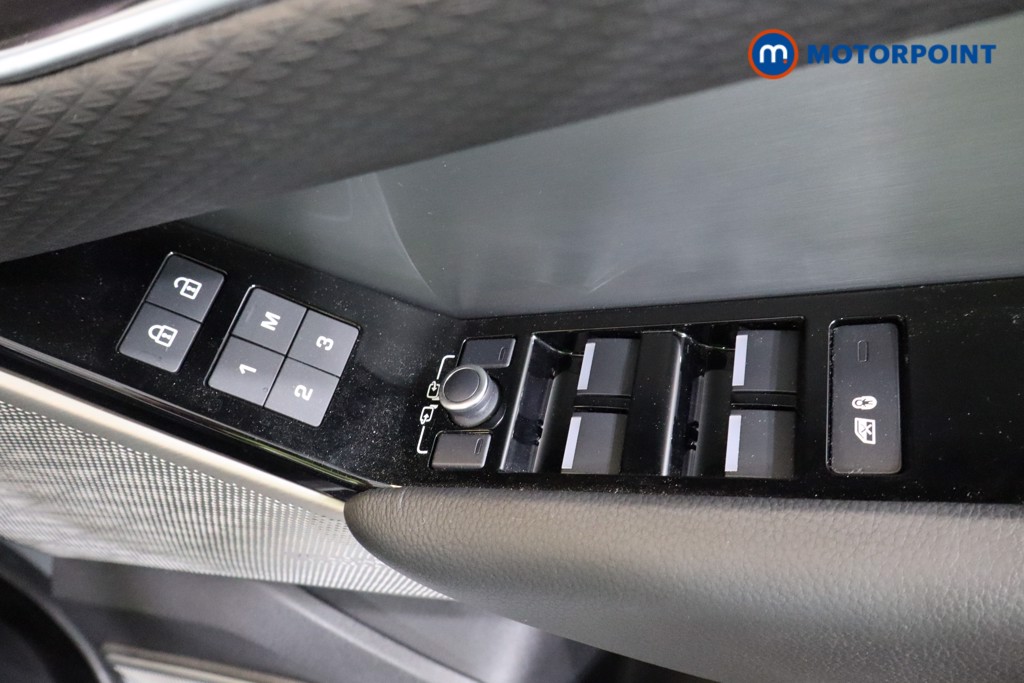 Land Rover Range Rover Velar Edition Automatic Petrol SUV - Stock Number (1549463) - 8th supplementary image