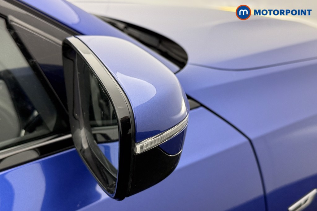 BMW 3 Series M Sport Automatic Petrol Plug-In Hybrid Saloon - Stock Number (1549472) - 13th supplementary image