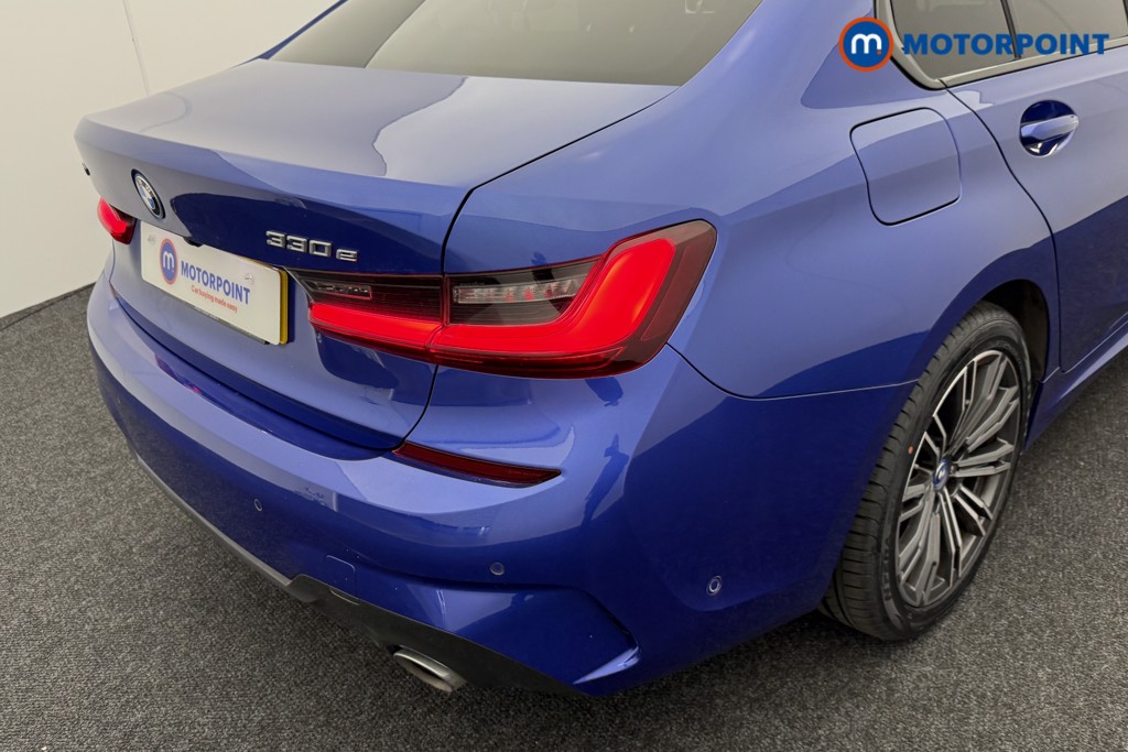 BMW 3 Series M Sport Automatic Petrol Plug-In Hybrid Saloon - Stock Number (1549472) - 21st supplementary image