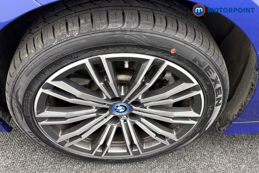 BMW 3 Series M Sport Automatic Petrol Plug-In Hybrid Saloon - Stock Number (1549472) - 24th supplementary image
