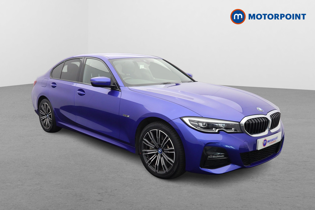 BMW 3 Series M Sport Automatic Petrol Plug-In Hybrid Saloon - Stock Number (1549472) - Drivers side front corner
